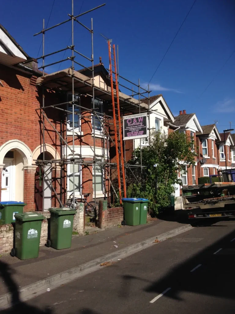 professional scaffolding southampton