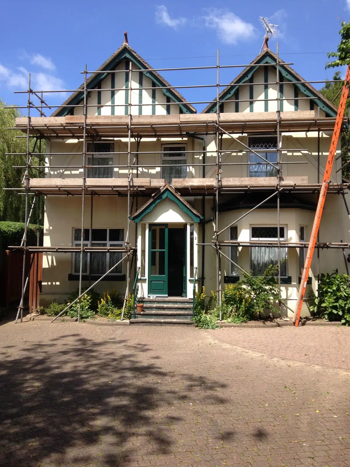 Choose a Scaffold Access Platform in Southampton